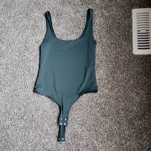 Emerald green body suit small dynamite - Picture 1 of 3